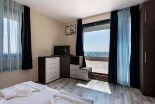 Апарт-отели 1-st Line Izvora Sea View Apartments on Golden Sands Золотые Пески Апартаменты Делюкс с 1 спальней-3